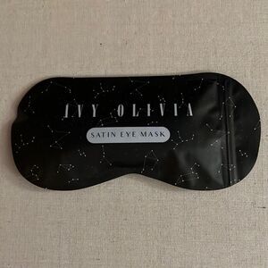 Ivy Olivia black Satin constellation patterned eye mask NIB